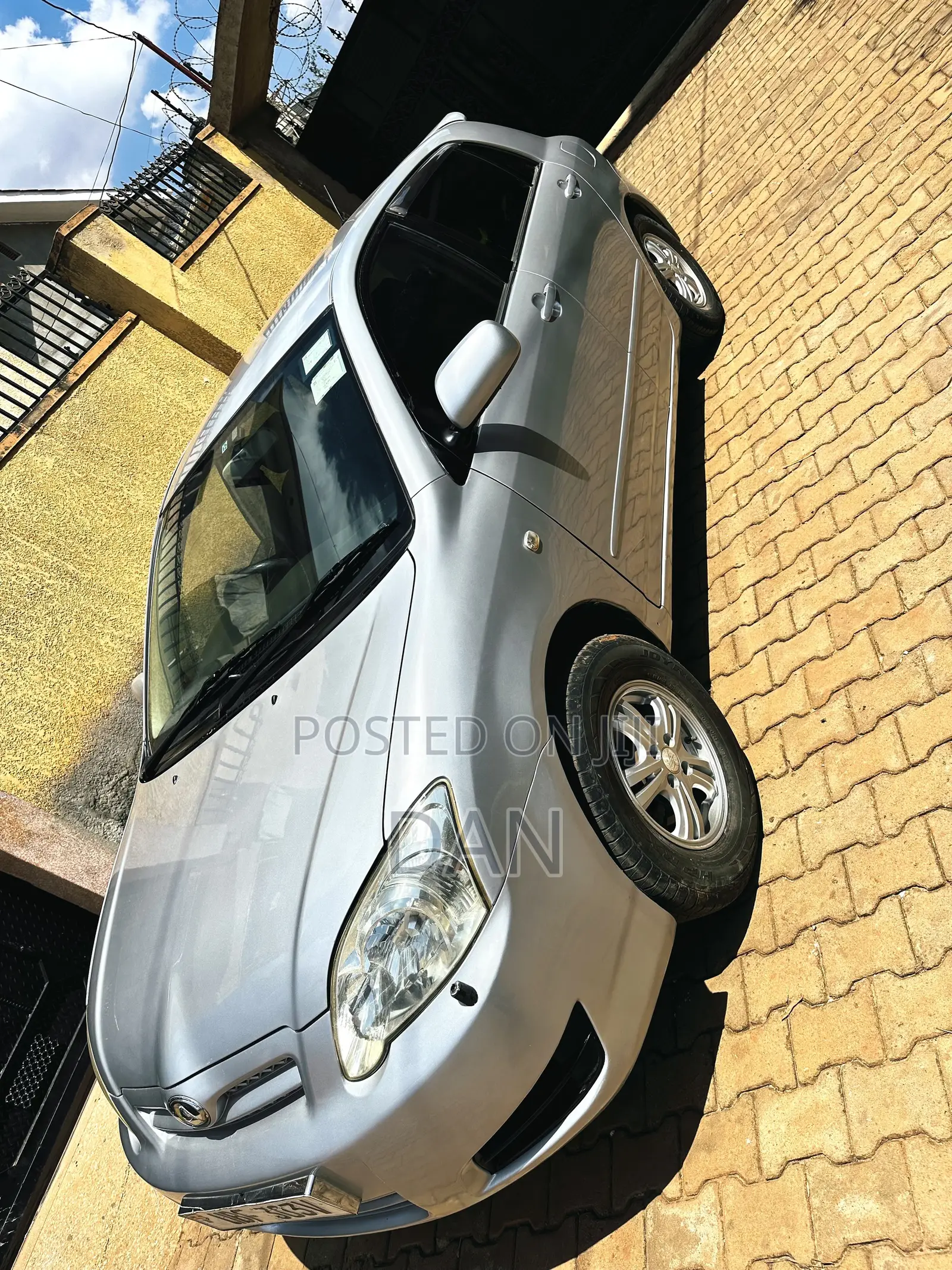 Toyota Allex 2025 Silver