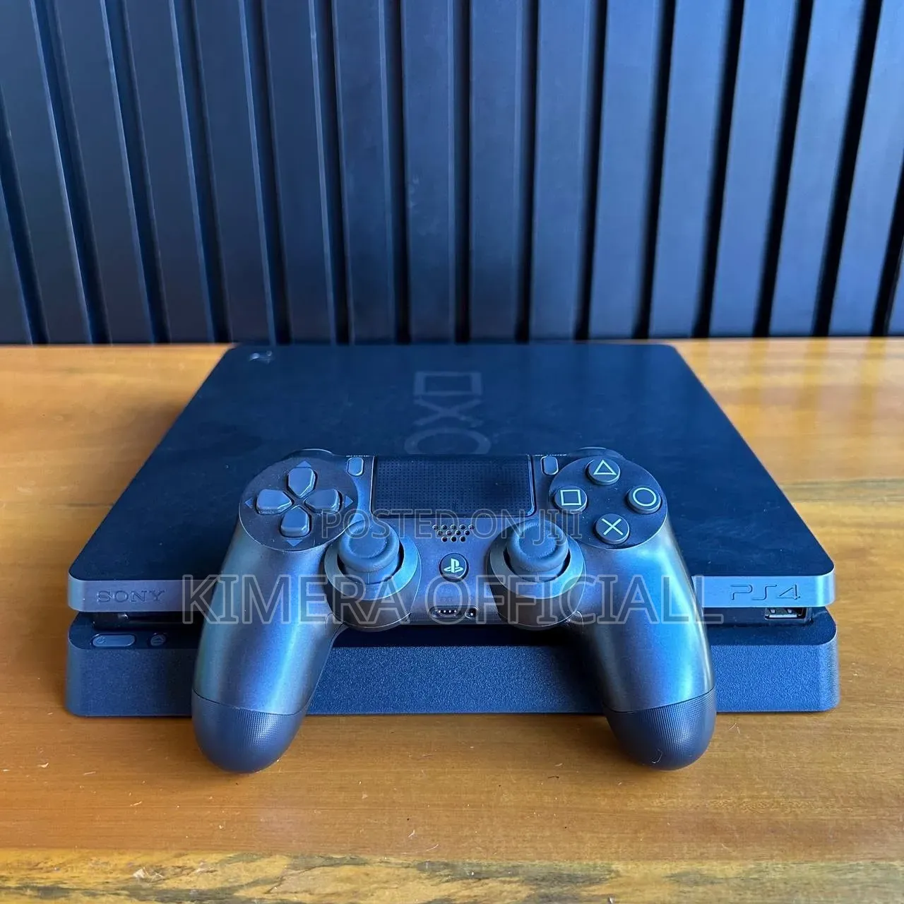 100% Original, NOT CHIPPED PlayStation 4 Slim in Excellent Condition.