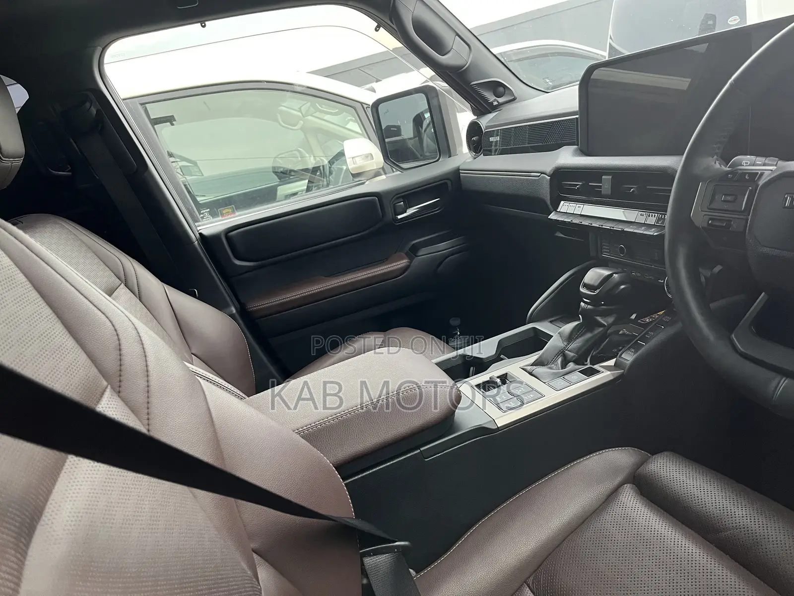 Toyota Land Cruiser Prado 2.4 Hybrid 2025 Gold