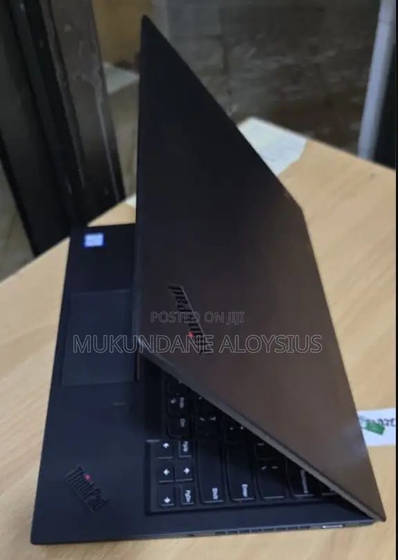 Laptop Lenovo ThinkPad X1 Carbon 16GB Intel Core i7 SSD 512GB