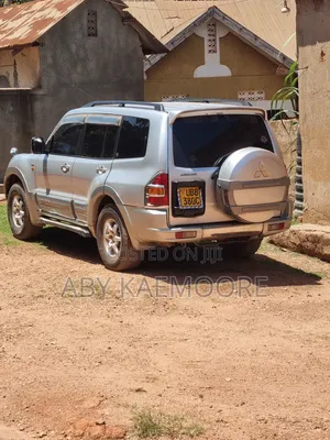 Mitsubishi Pajero 2008 Silver