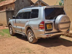 Mitsubishi Pajero 2008 Silver