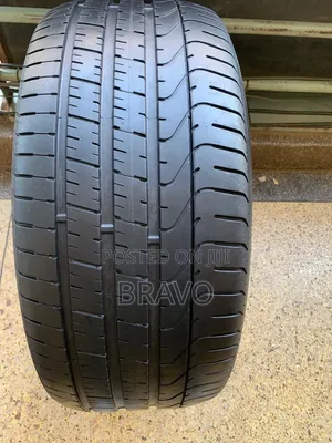 275/40r22 PIRELLI Tyres Used .