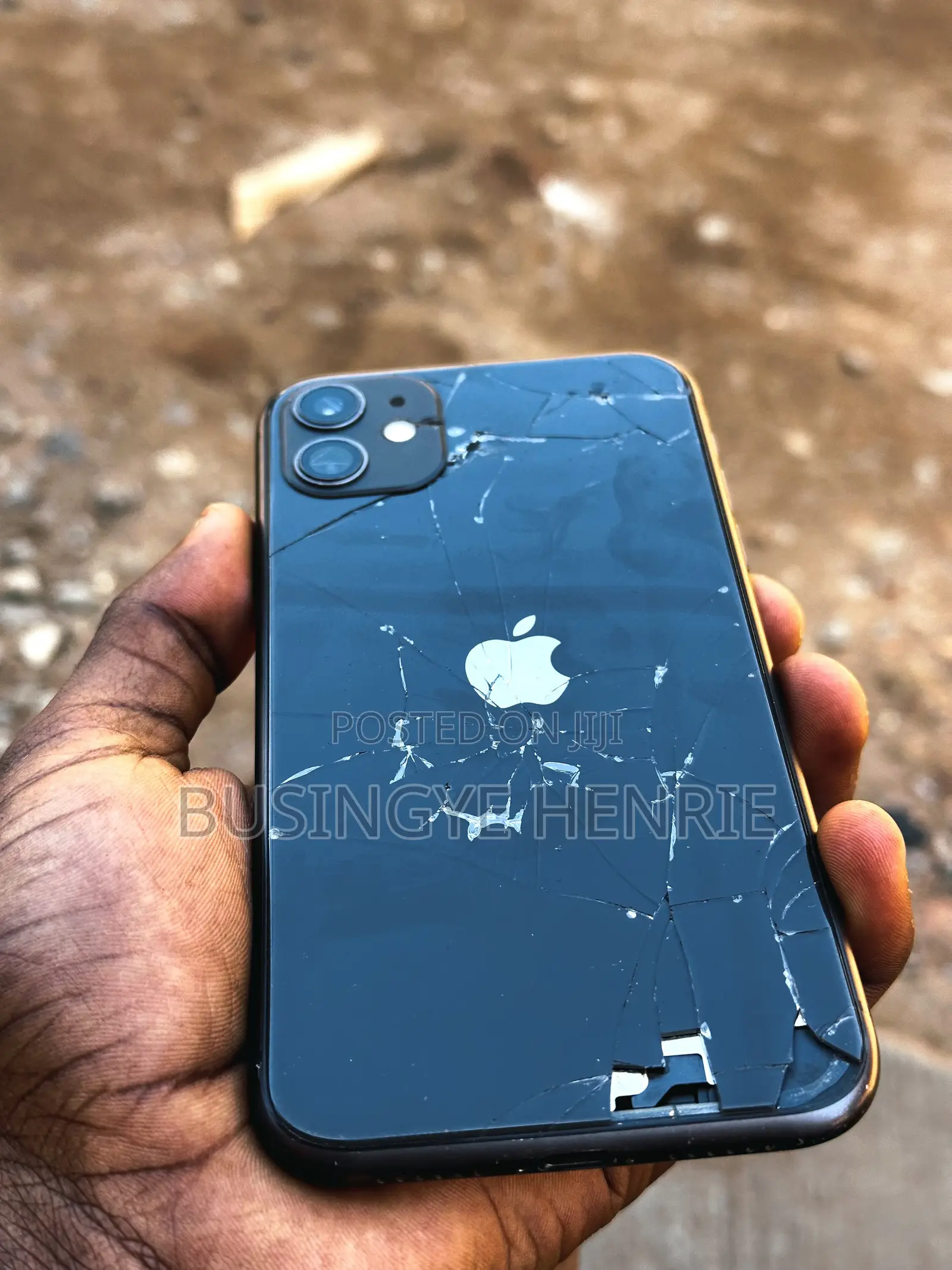 Apple iPhone 11 64 GB Gray