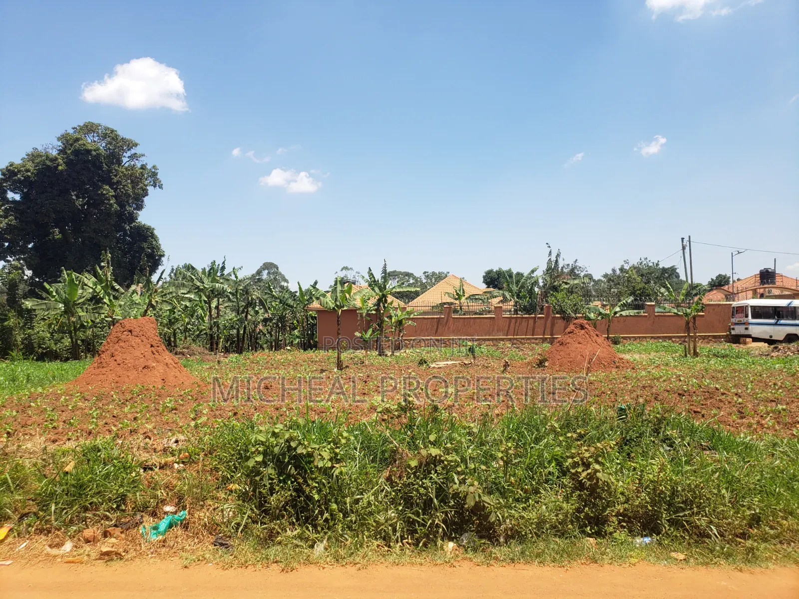 Plot for Sell Kitagobwa 50ft by 100ft at 80m