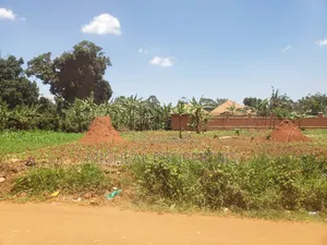 Plot for Sell Kitagobwa 50ft by 100ft at 80m