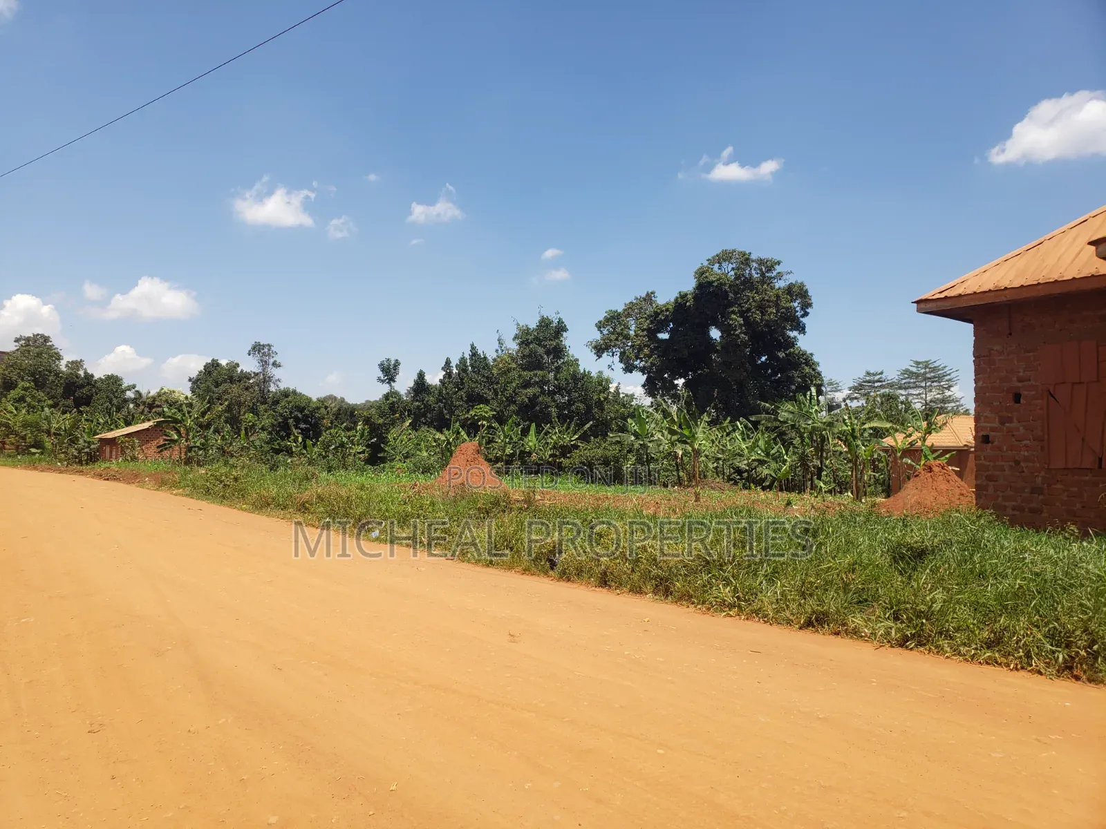 Plot for Sell Kitagobwa 50ft by 100ft at 80m