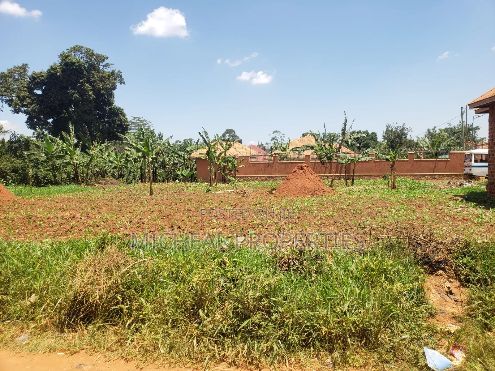 Plot for Sell Kitagobwa 50ft by 100ft at 80m