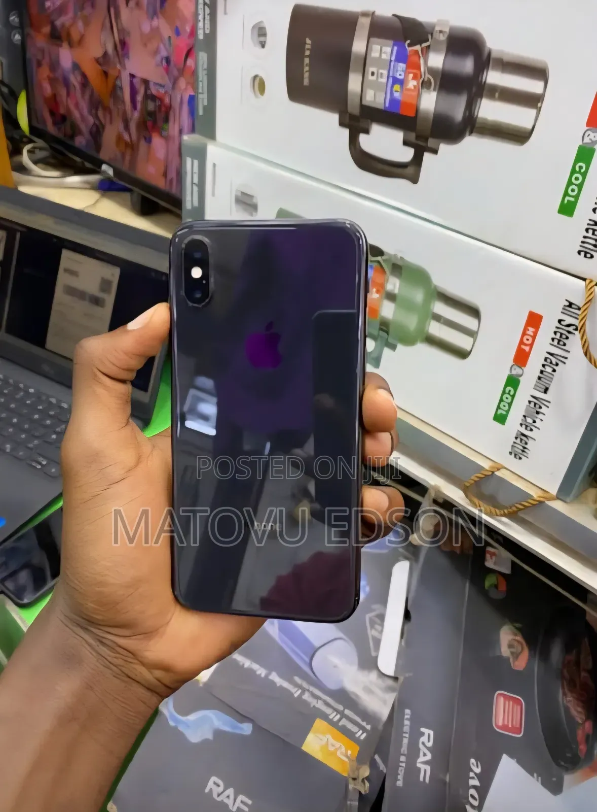 Apple iPhone X 64 GB Black