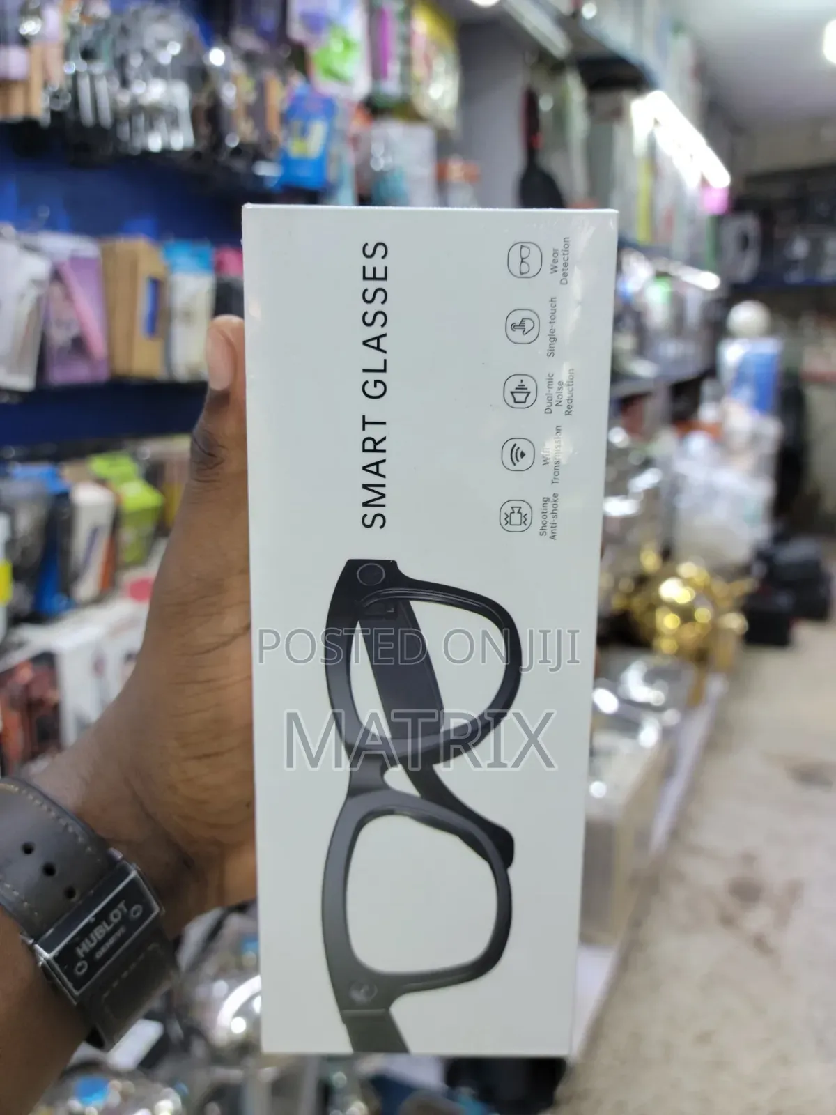 Smart Glasses With an HD Camera, Featuring Video Recording