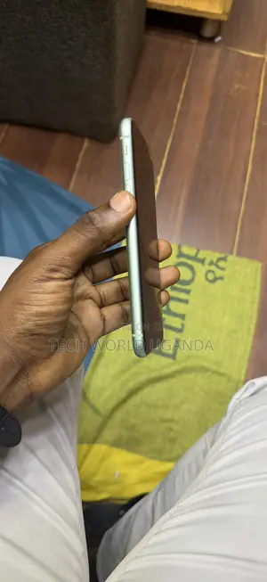 Apple iPhone 11 64 GB Green