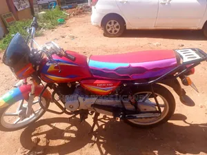 Bajaj CT 125X 2024 Red