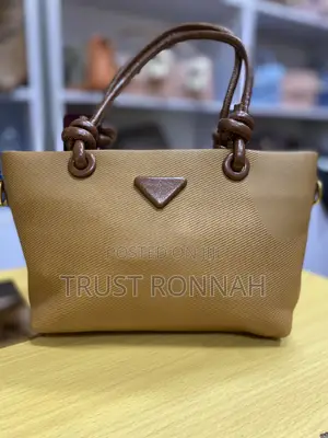 Women Hand Bags Available at a Cheaper Price