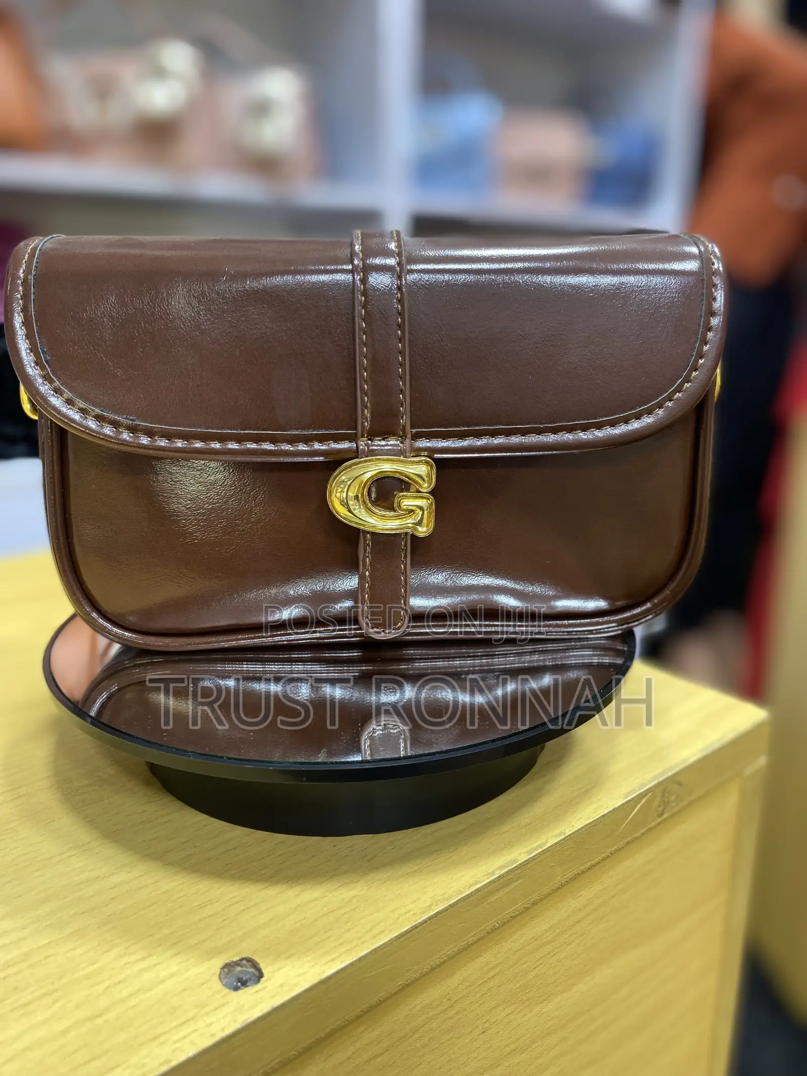 Women Hand Bags Available at a Cheaper Price