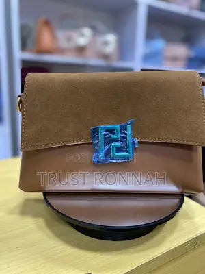 Women Hand Bags Available at a Cheaper Price