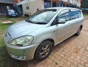 Toyota Ipsum 240i Limited 4WD 2002 Silver