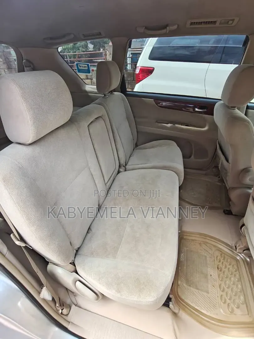 Toyota Ipsum 240i Limited 4WD 2002 Silver