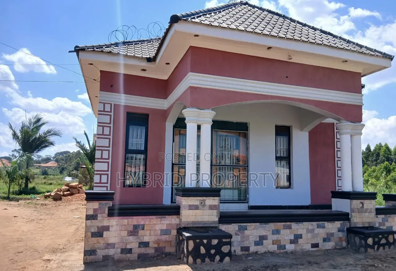 2bdrm House in Nansana Along for sale