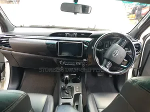 Toyota Hilux Revo Double Cab Deisel 2.8 AWD 2018 White