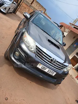 Toyota Fortuner 2015 Black