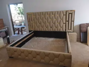 5by6 Cream Bed With 2 Bedside