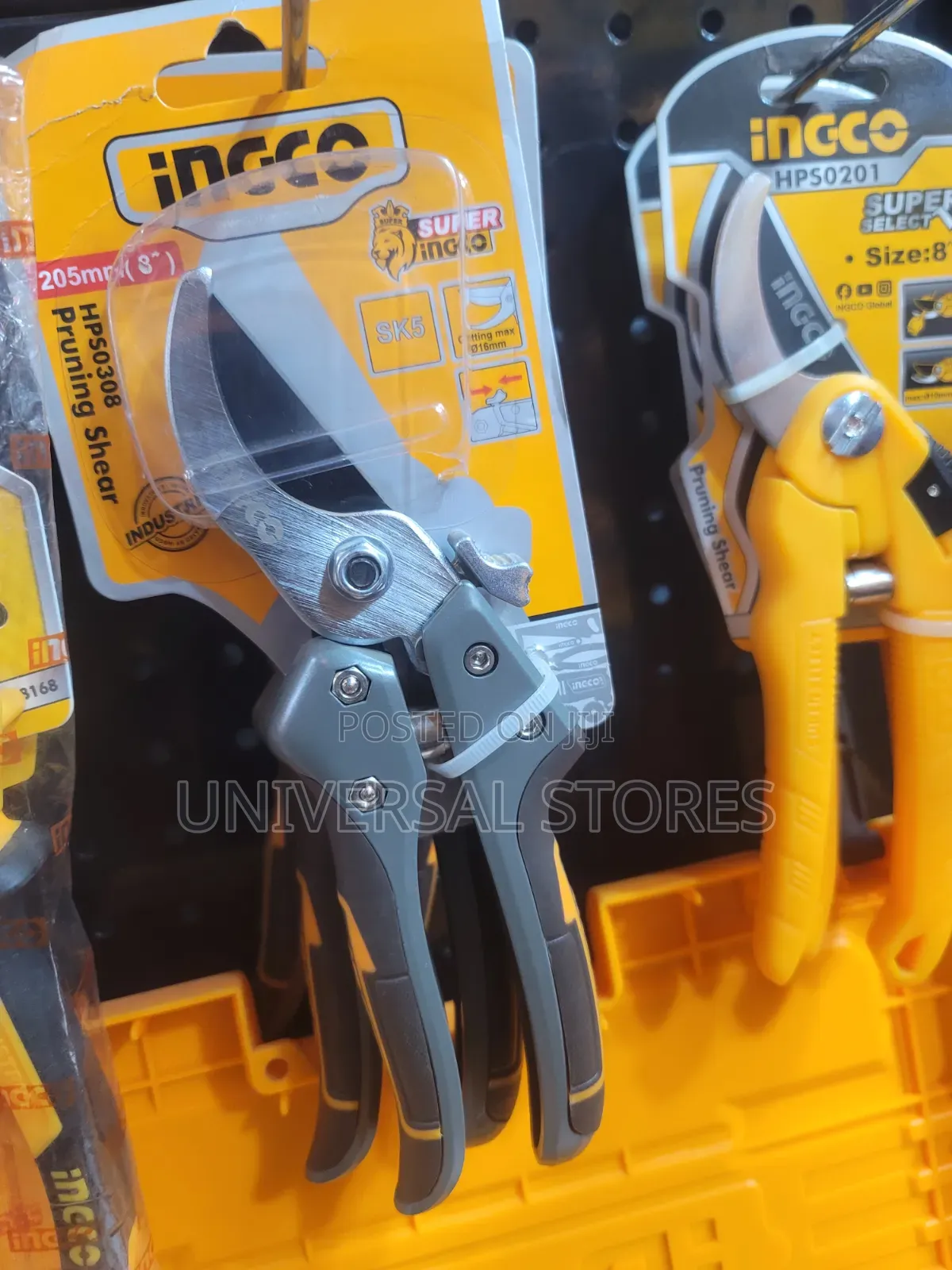 INGCO 8-Inch Pruning Shear (Model HPS0308)
