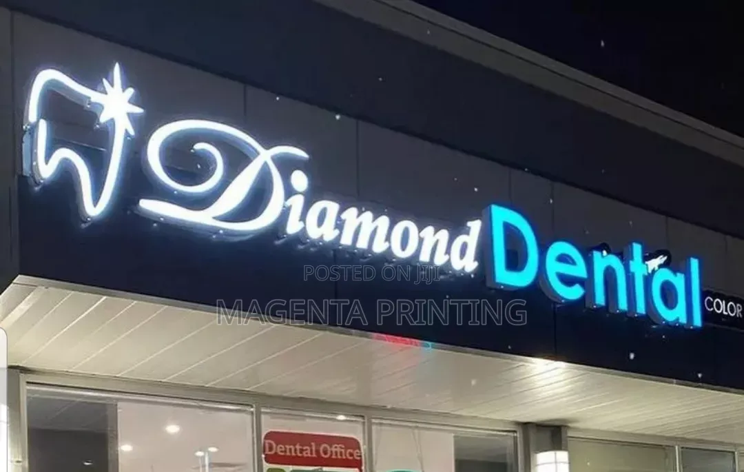 Professional 3D With Strong Light Making