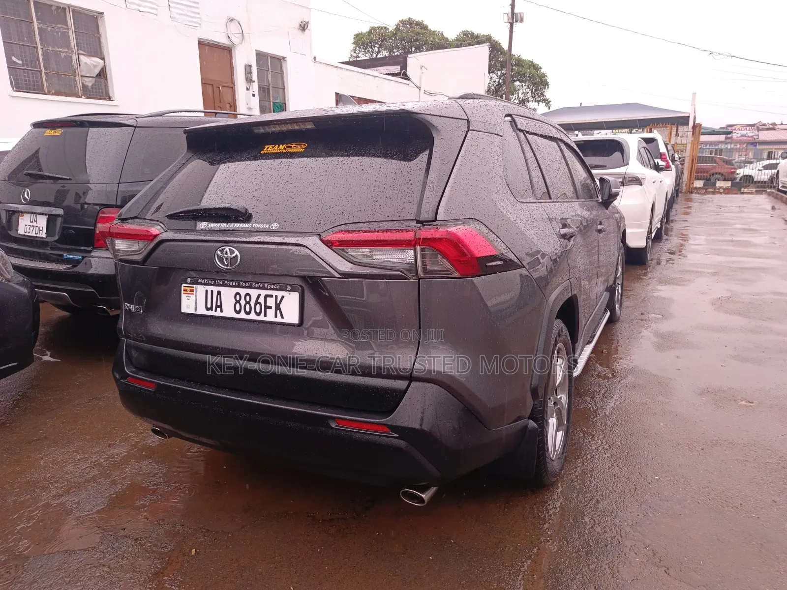 Toyota RAV4 Limited AWD 2019 Gray