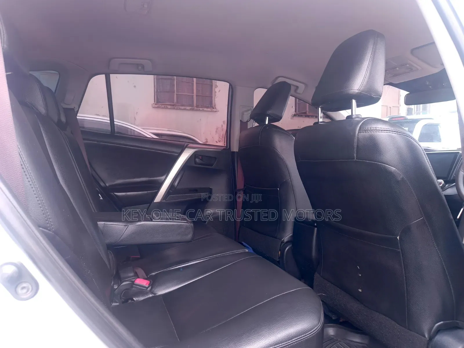 Toyota RAV4 Limited AWD 2019 Gray