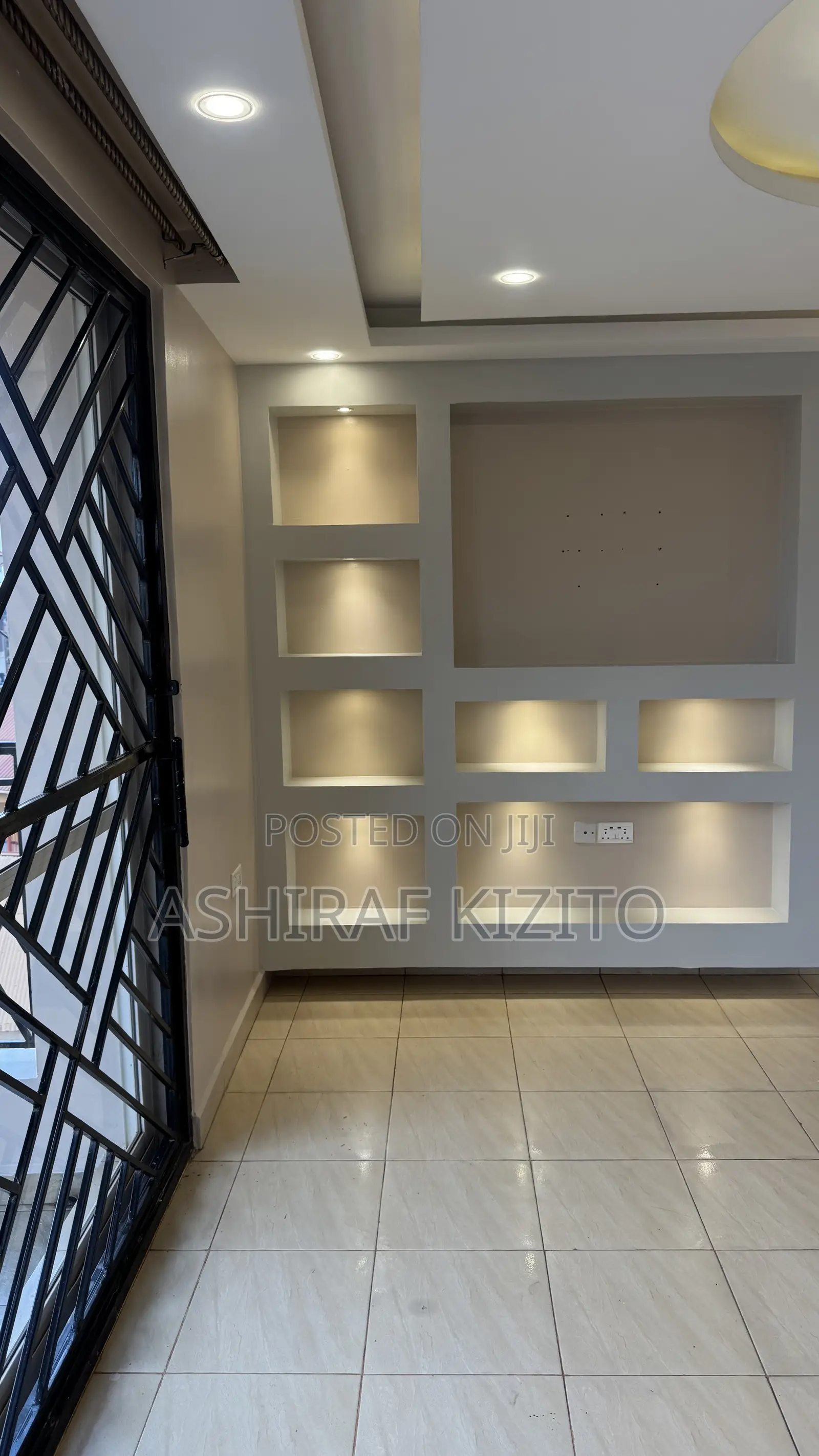 2bdrm House in Kira for rent