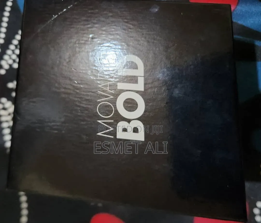 MOVADO Bold