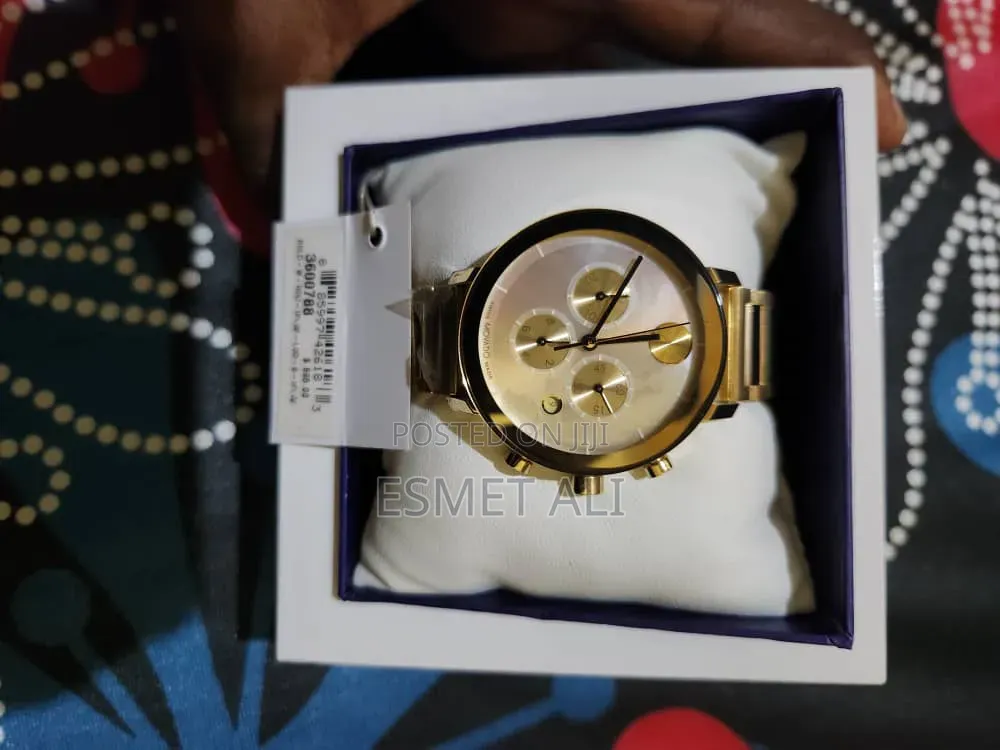 MOVADO Bold