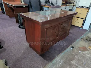 Second Hand Executive Office Table// Office Furniture, 120cm
