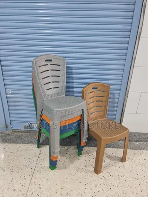 Plastic Chair (Noble, Gray)
