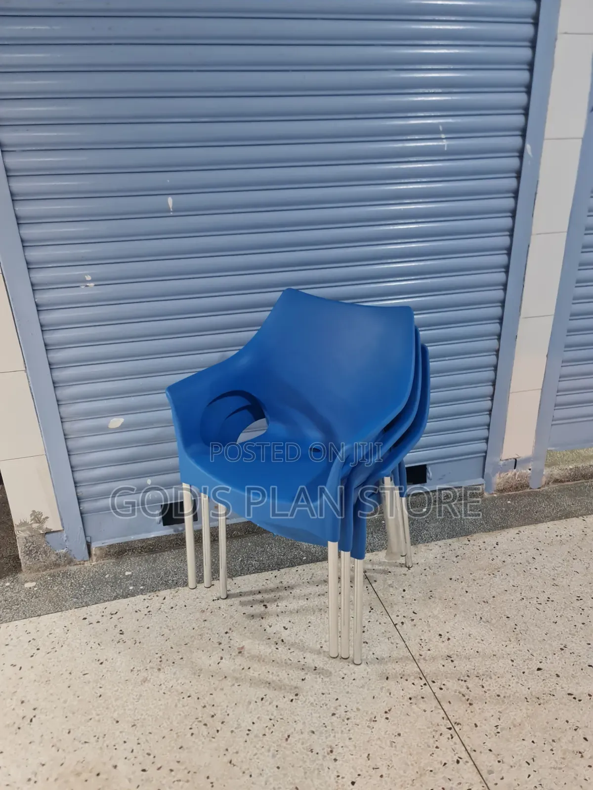 Hole Design Metal Siliver Legs Plastic Chairs Plastic Chairs