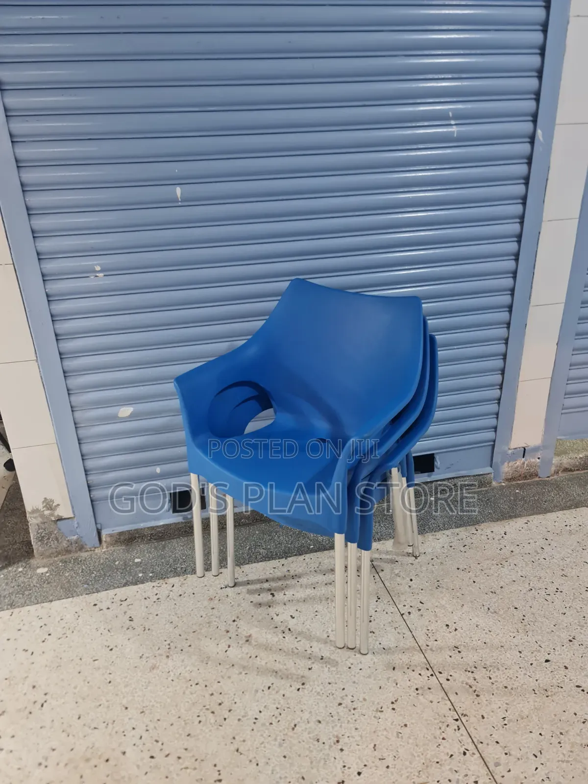 Hole Design Metal Siliver Legs Plastic Chairs Plastic Chairs