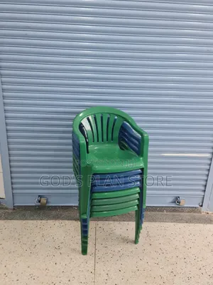 C-Side Plastic Chairs Plastic Chairs