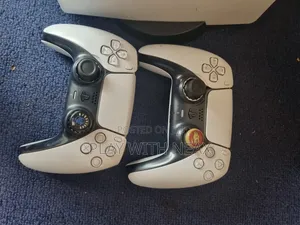 Ps5 With 7 Games (MINT Condition)