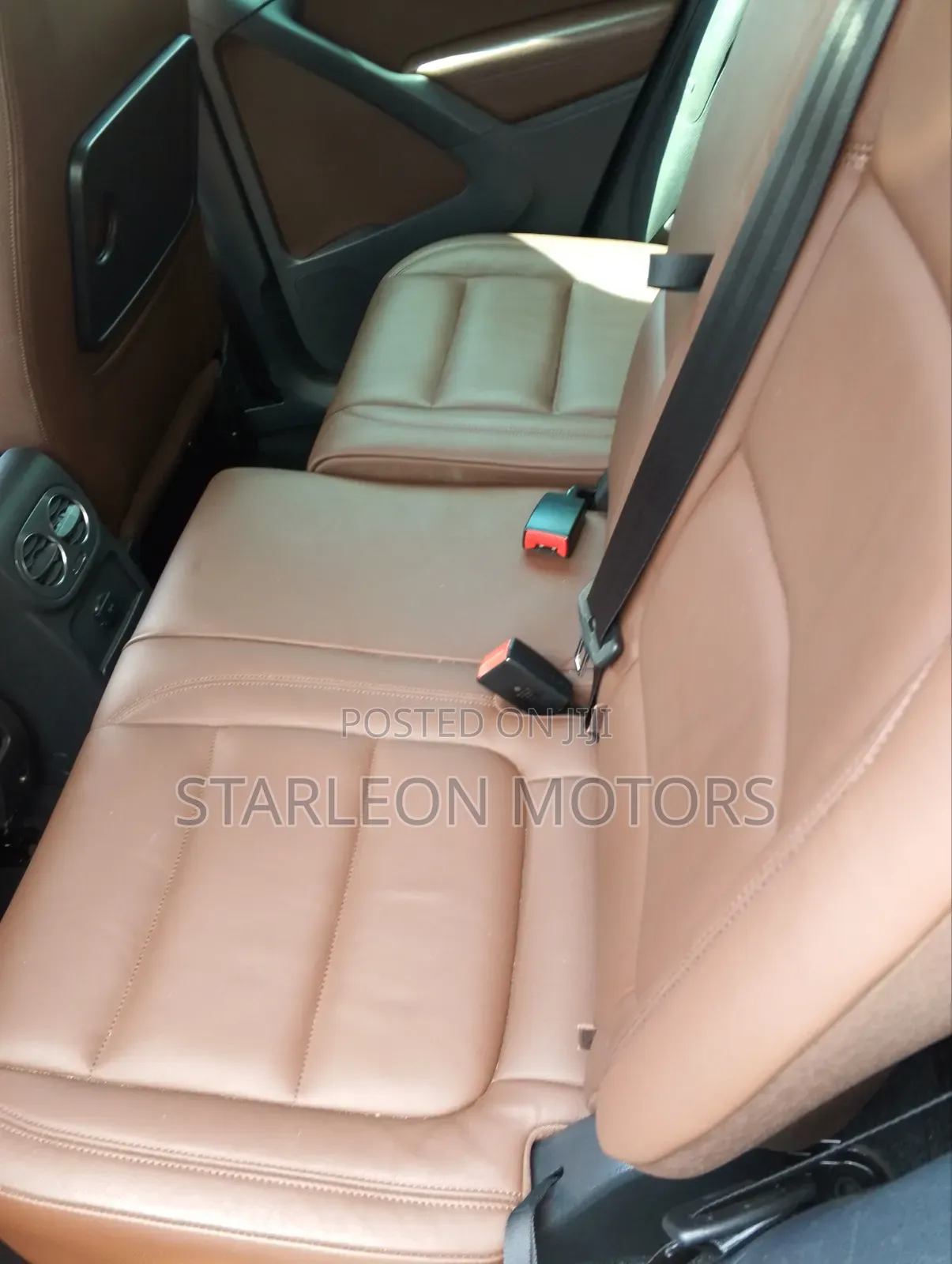Volkswagen Tiguan 2.0 S Automatic 2012 Brown