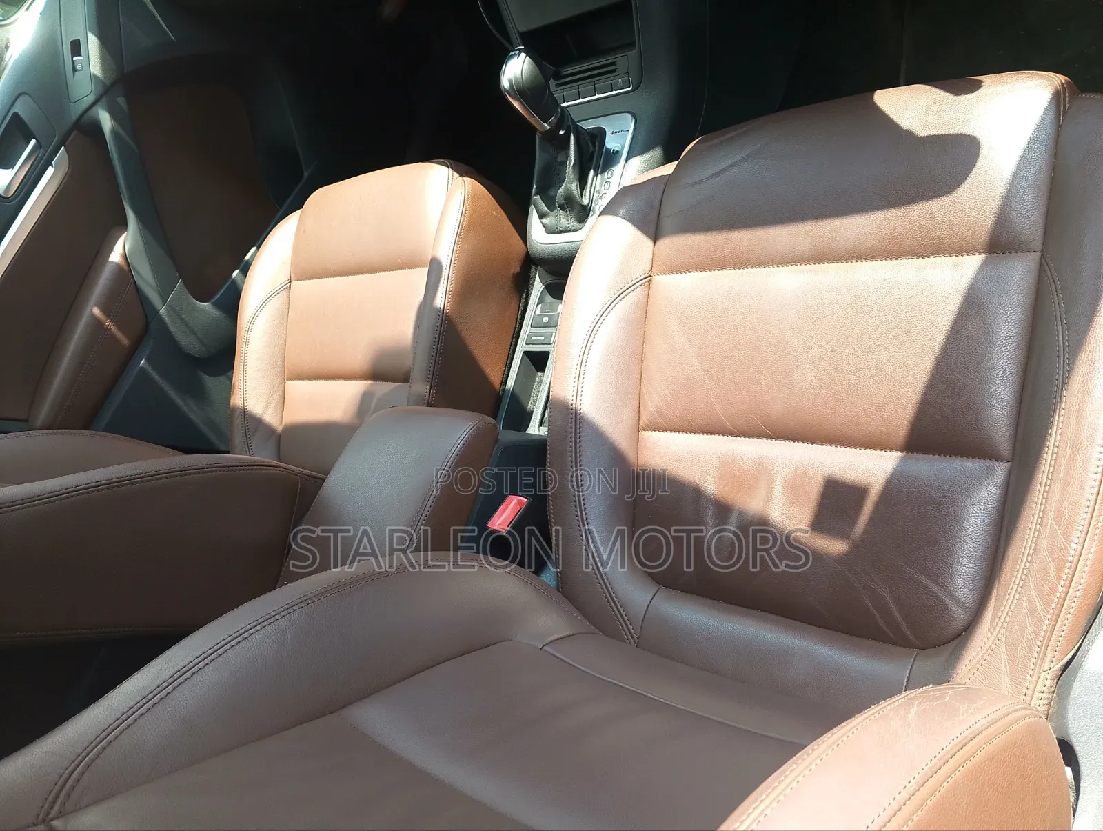 Volkswagen Tiguan 2.0 S Automatic 2012 Brown