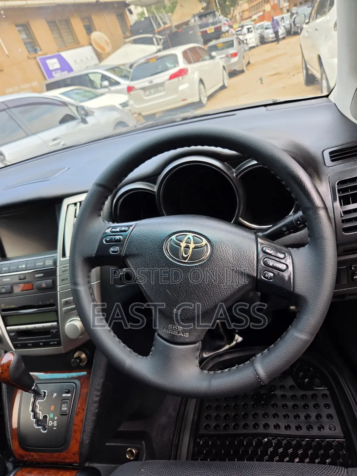 Toyota Harrier 2.4 2010 Gray