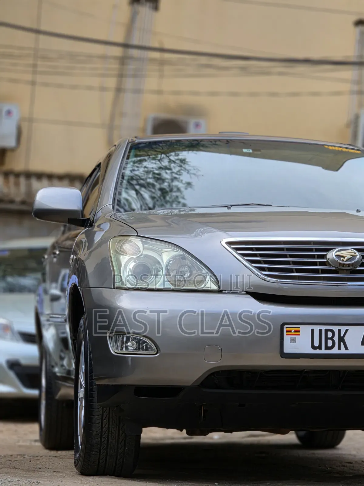 Toyota Harrier 2.4 2010 Gray