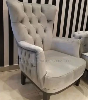 Accent Chairs/ Tufted Accent Chair.