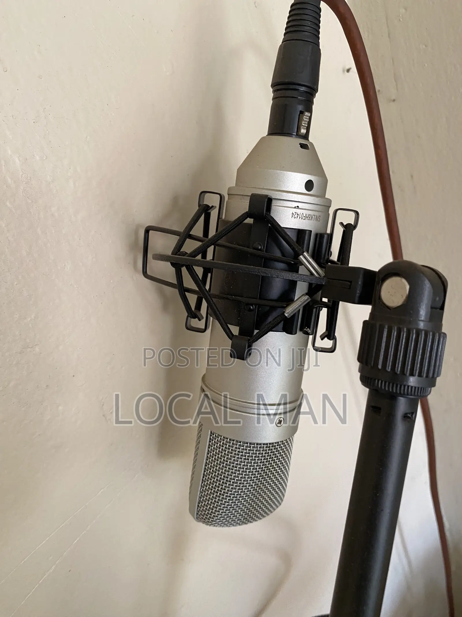 Microphone