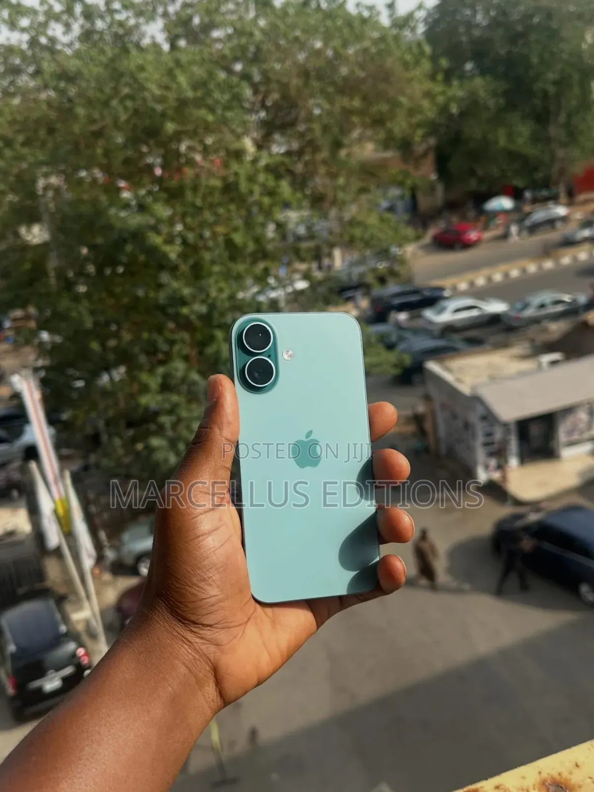 Apple iPhone 16 128 GB Green