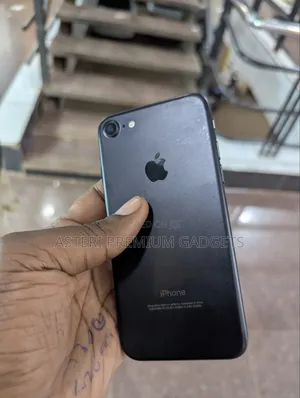 Apple iPhone 7 32 GB Black
