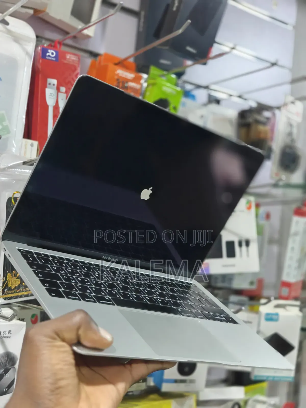 New Laptop Apple MacBook Air 8GB Intel Core i5 SSD 256GB