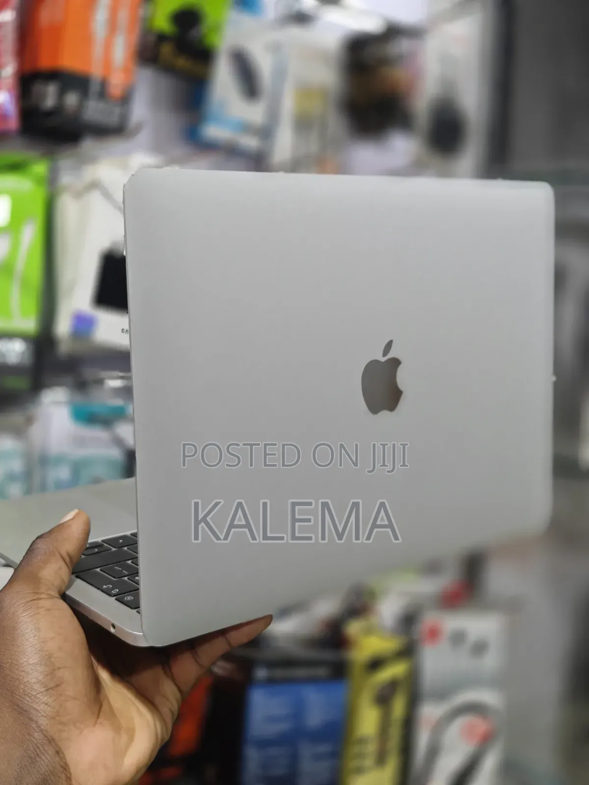 New Laptop Apple MacBook Air 8GB Intel Core i5 SSD 256GB