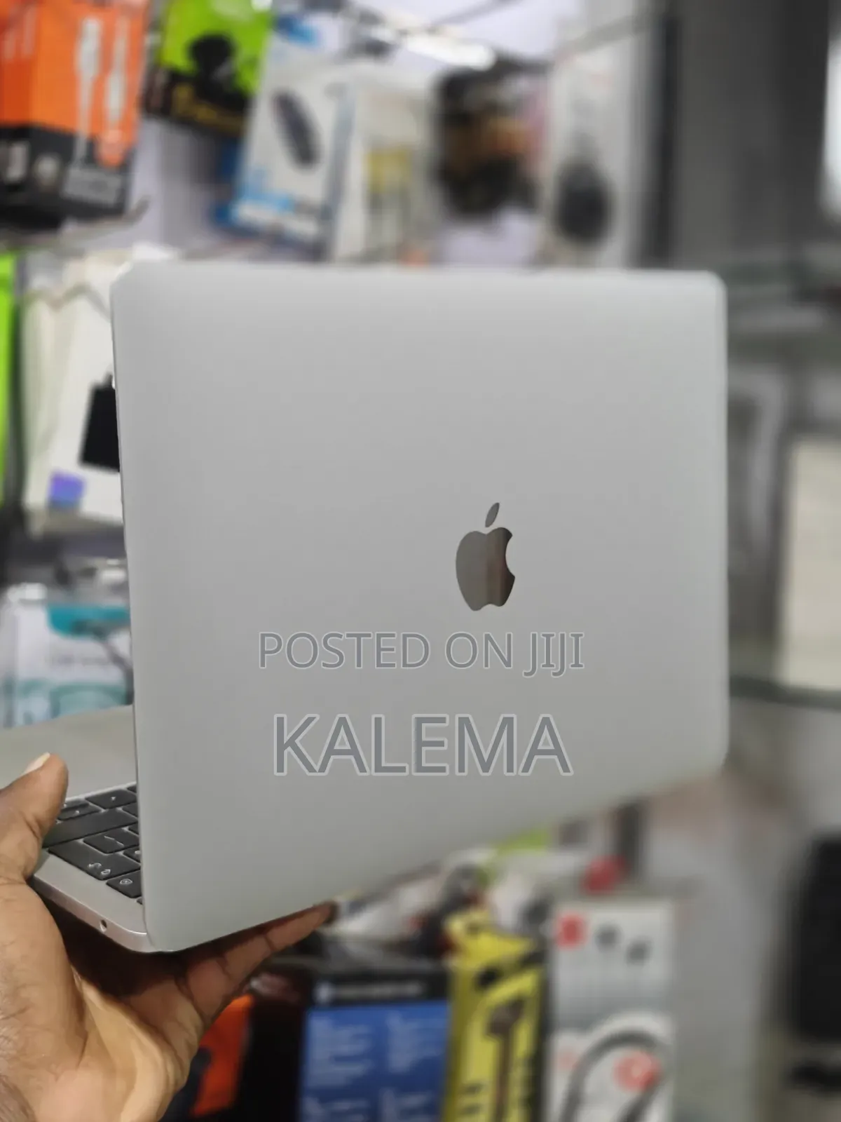 New Laptop Apple MacBook Air 8GB Intel Core i5 SSD 256GB