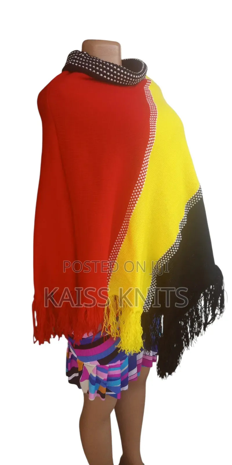 Black Yellow Reg Women's Shawl Poncho